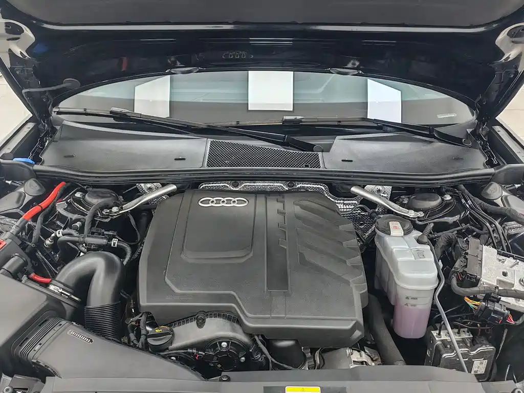 Audi A6L 2025 45 TFSI Premium Dynamic Model купить на сайте DeffCars
