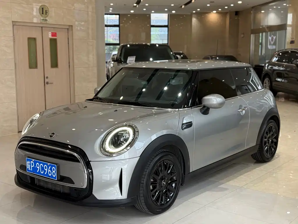 MINI 2023 1.5T ONE купить на сайте DeffCars