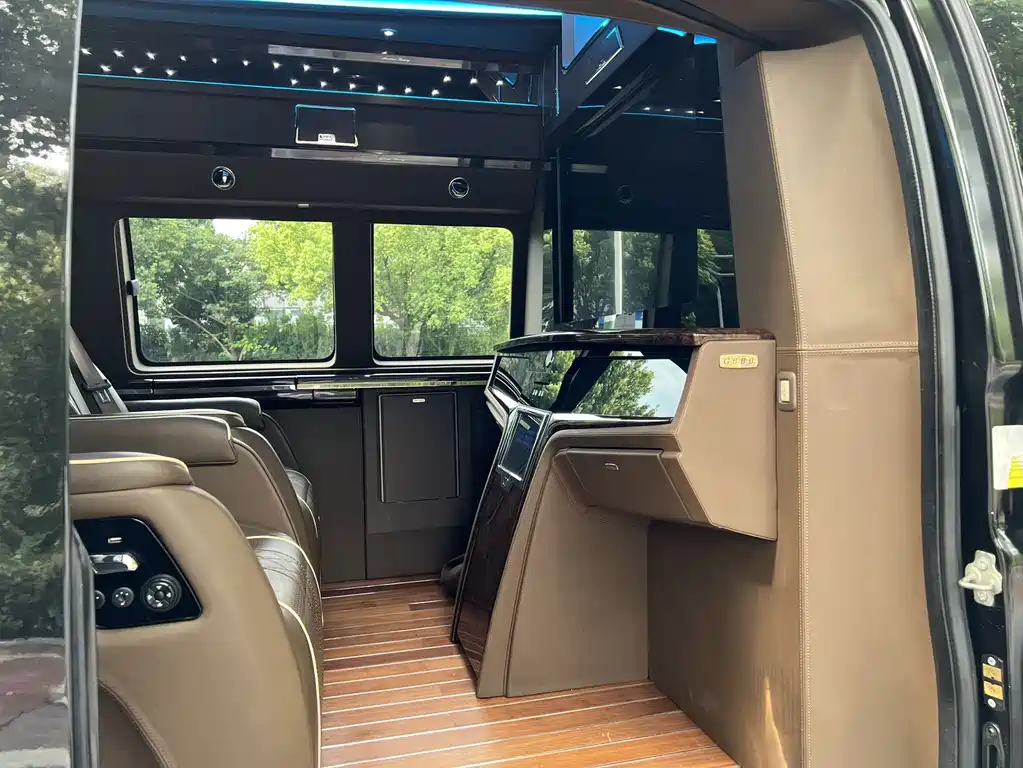 SAVANA 2017 6.0L G660S Yazun Canopy Edition купить на сайте DeffCars