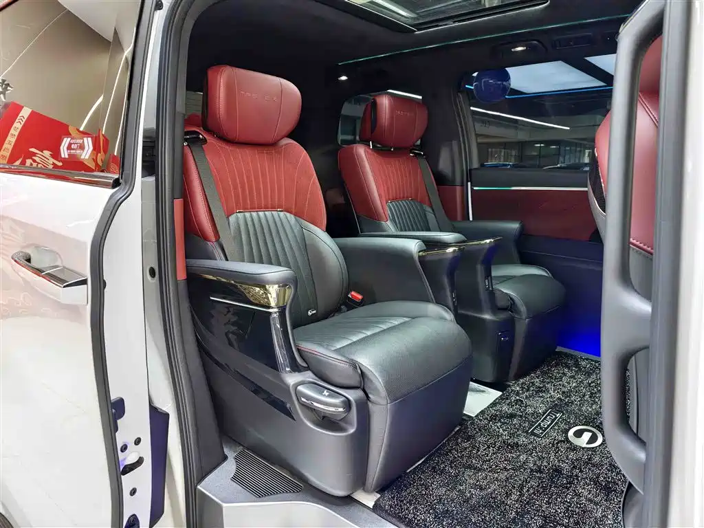 Trumpchi M8 2024 Grandmaster Series Dual Engine Extreme Edition купить на сайте DeffCars