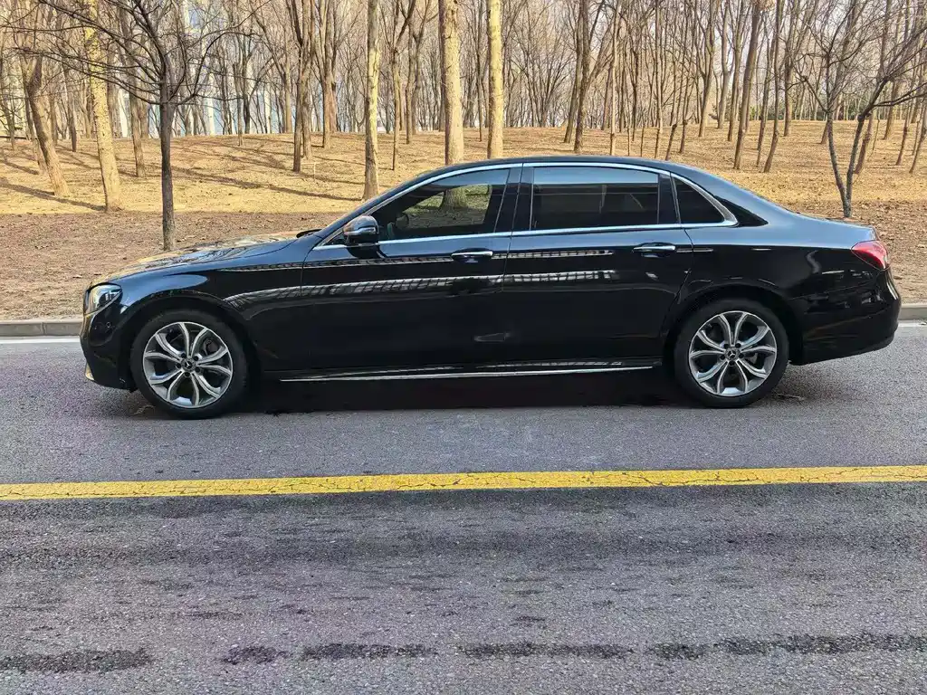 Mercedes-Benz E-Class 2021 E 300 L Premium Model купить на сайте DeffCars