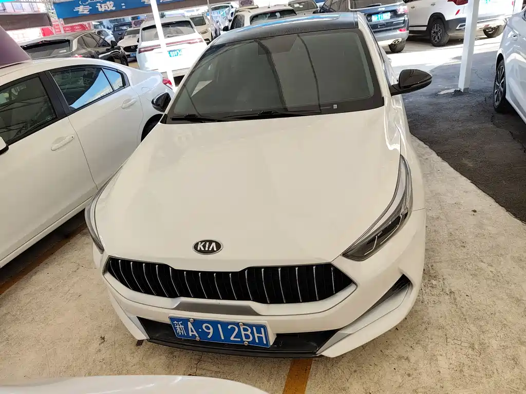 Kia K3 2021 1.5L CVT Fashion Edition купить на сайте DeffCars