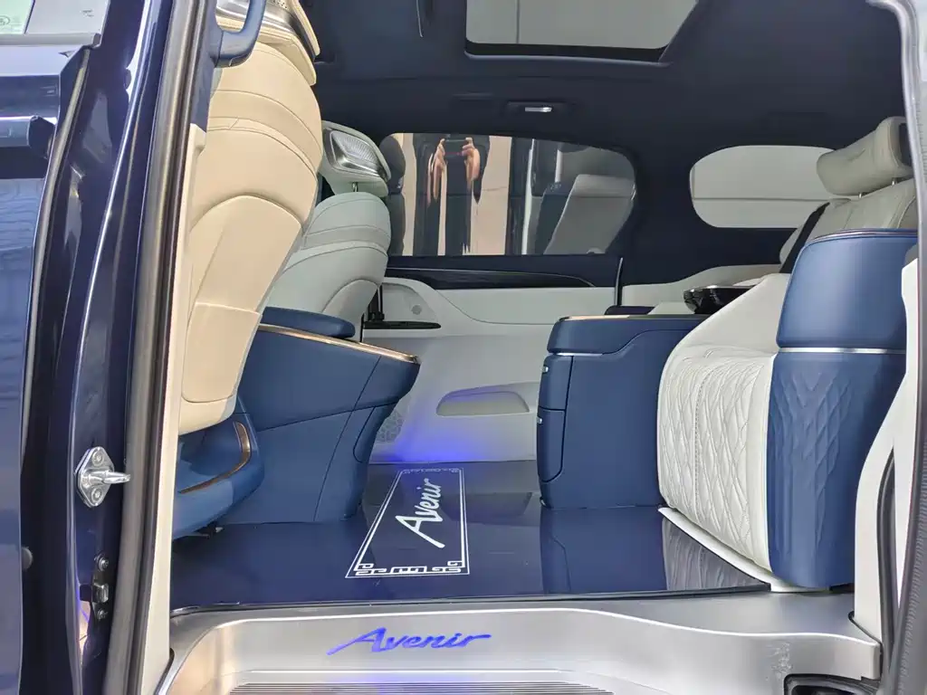 Buick GL8 2020 Avenir Four-seater Premium Edition купить на сайте DeffCars
