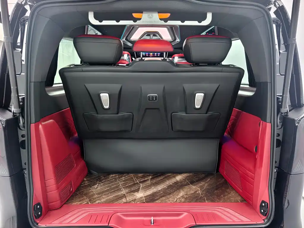 Vito 2024 2.0T Business Edition 7 seats купить на сайте DeffCars