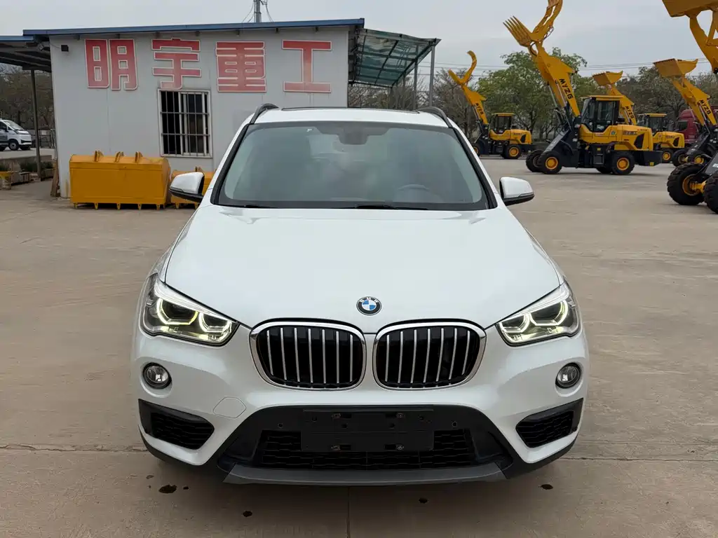 BMW X1 2016 sDrive18Li Exclusive Model купить на сайте DeffCars