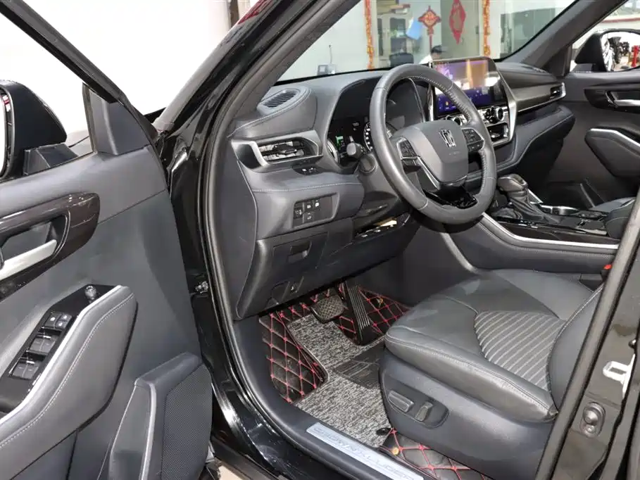 Crown Lufang 2023 2.5L HEV four-wheel drive luxury version купить на сайте DeffCars