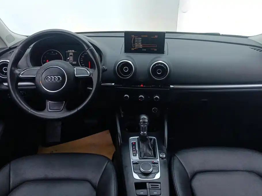 Audi A3 2016款 Sportback 35 TFSI 进取型 купить на сайте DeffCars