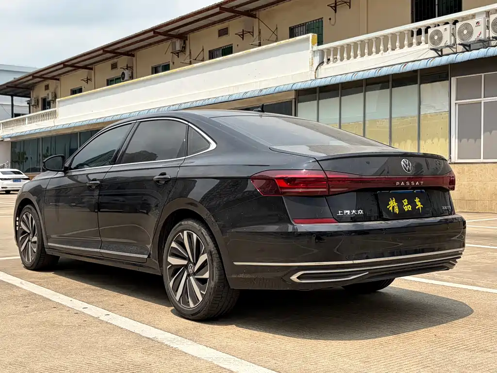 Passat 2023 facelift 330TSI Elite Edition купить на сайте DeffCars
