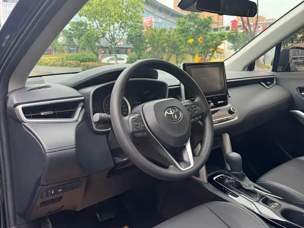 Fenglanda 2023 2.0L CVT Deluxe Edition купить на сайте DeffCars
