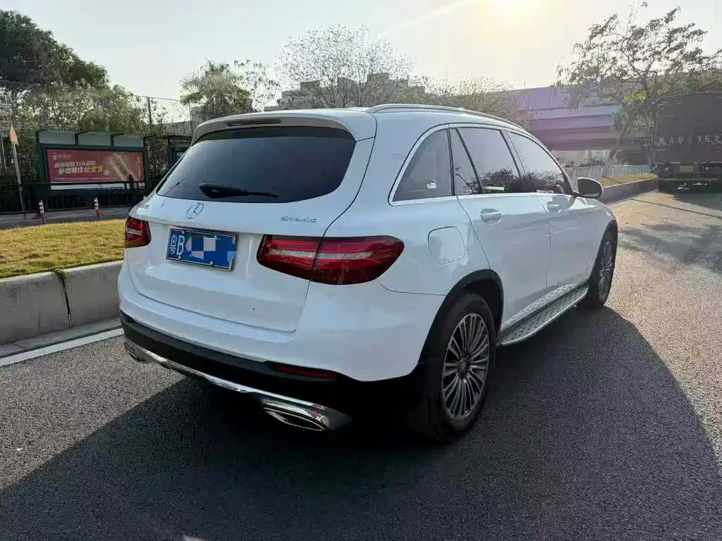 Mercedes-Benz GLC 2016 GLC 260 4MATIC Dynamic купить на сайте DeffCars