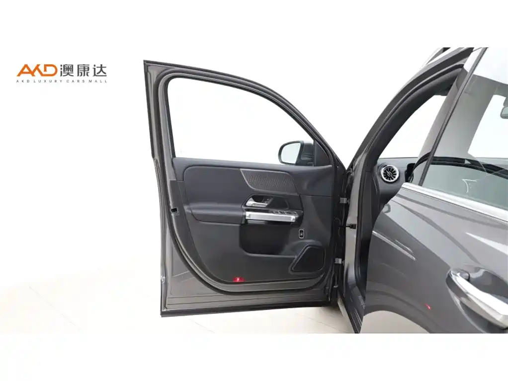 Mercedes-Benz GLB220/2.0T/22 models/dynamic type купить на сайте DeffCars