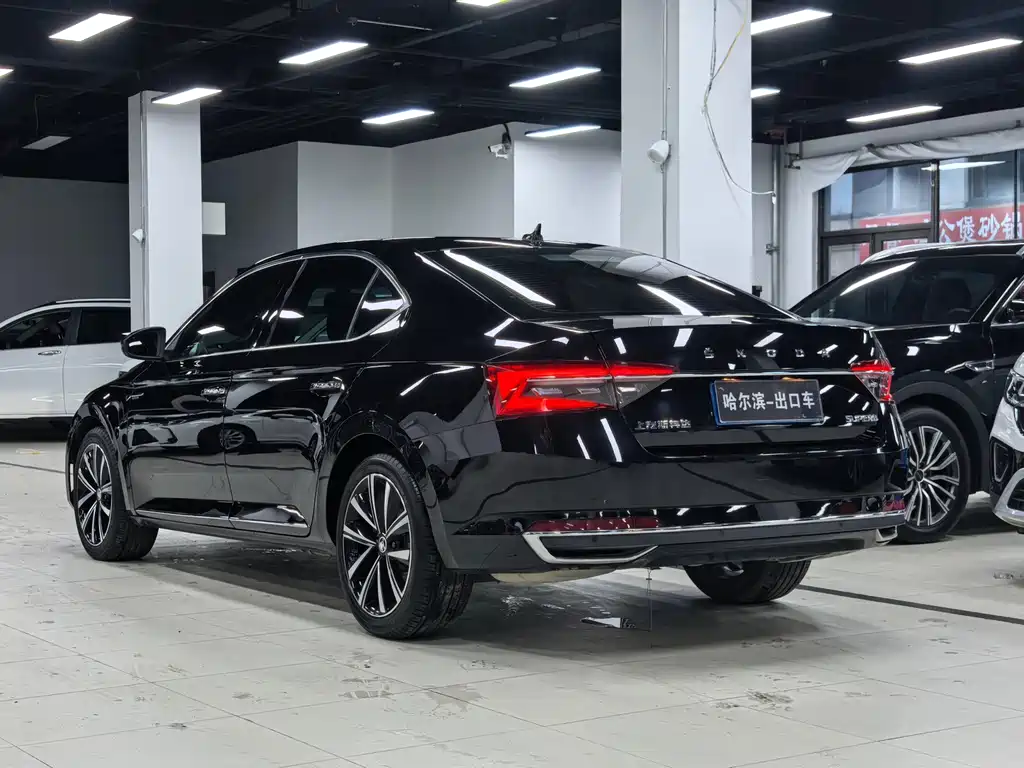 Superb 2023 facelift TSI280 DSG exclusive version купить на сайте DeffCars