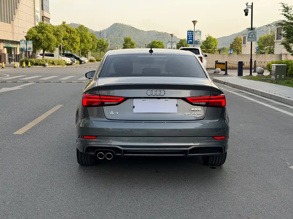 Audi A3 2020 Limousine 35 TFSI Fashion Type National V купить на сайте DeffCars