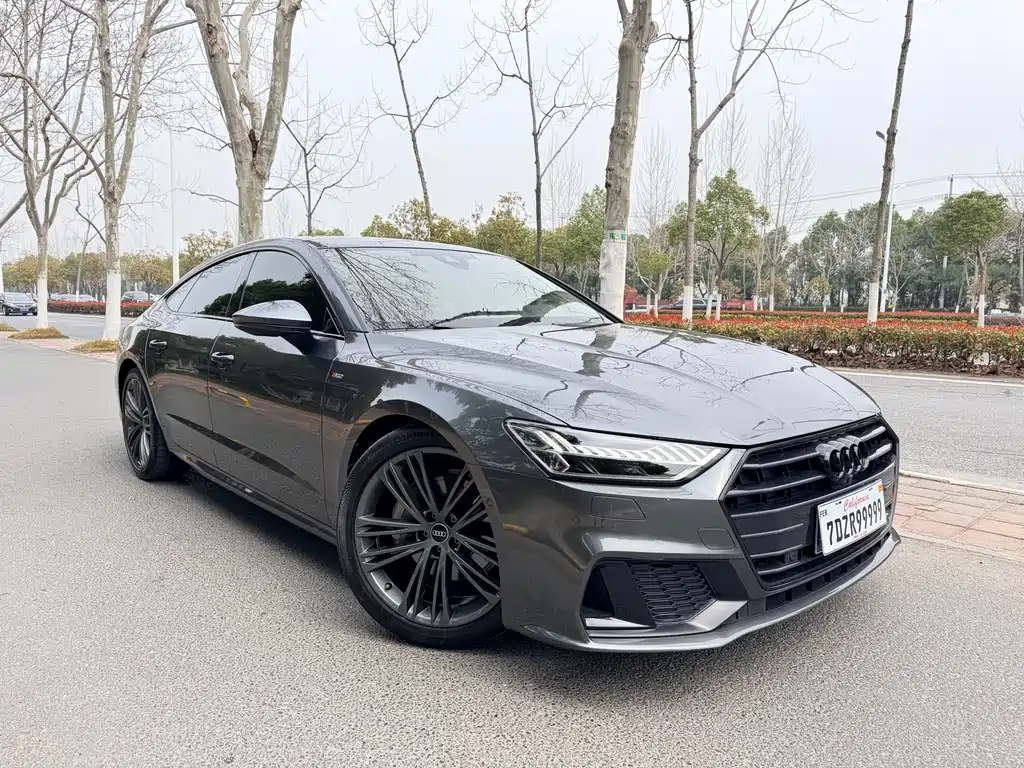 Audi A7 2023 45 TFSI Premium Selection купить на сайте DeffCars