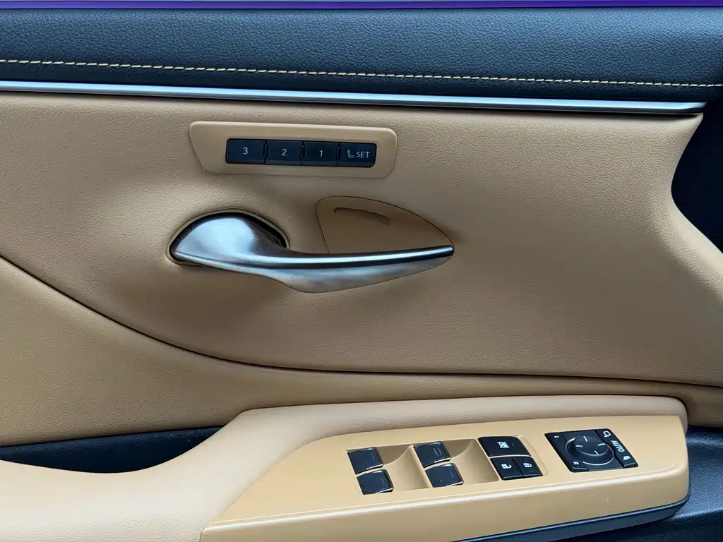 Lexus ES 2025 200 Premium Edition купить на сайте DeffCars