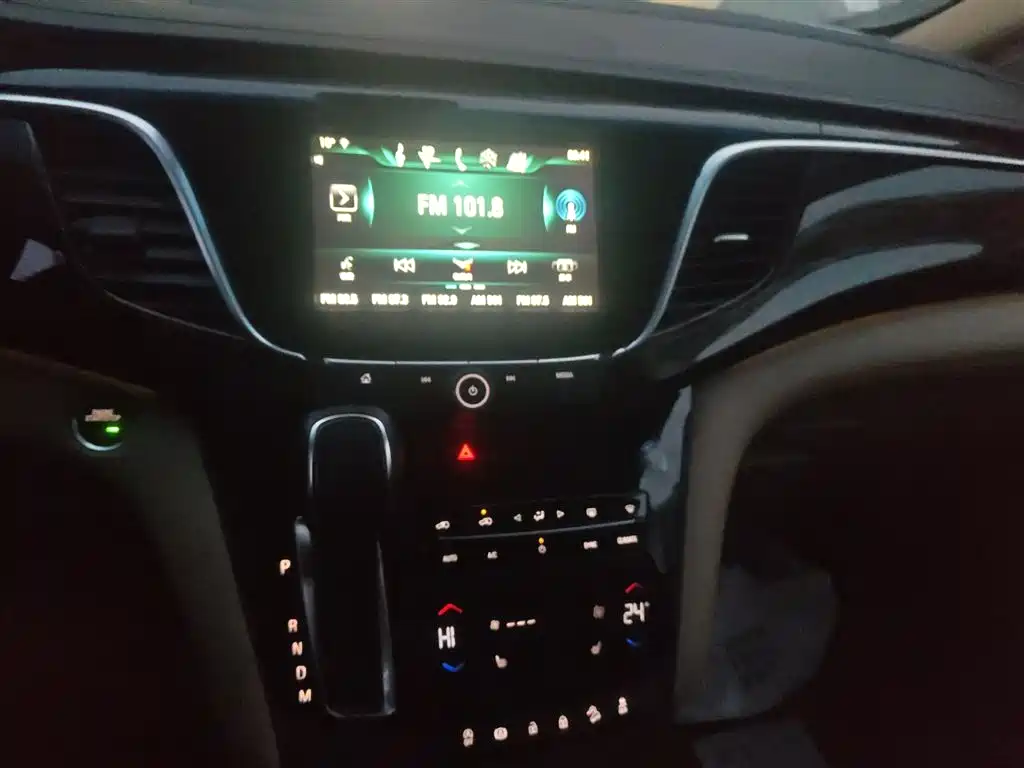 Buick GL8 2017 ES 28T luxury model National V купить на сайте DeffCars