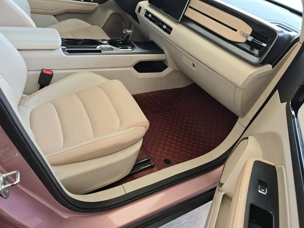 Geely ICON 2023 1.5TD Chocolate Mellow Edition купить на сайте DeffCars