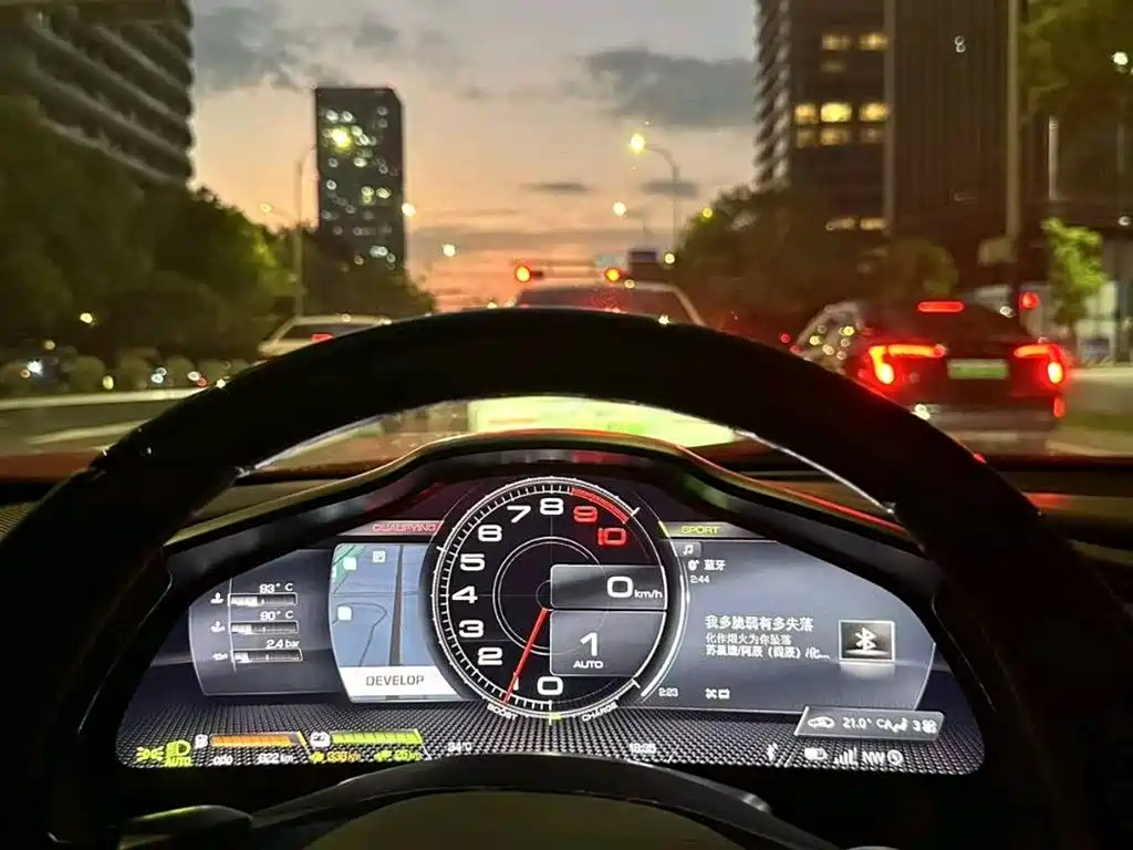 Ferrari 296 2021 3.0T V6 GTB купить на сайте DeffCars