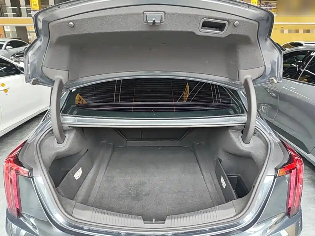 Cadillac CT5 2022 28T luxury model купить на сайте DeffCars
