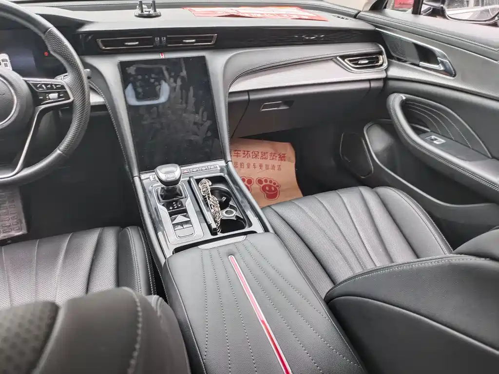 Hongqi H5 2023 1.5T DCT Zhilian Qiyue Edition купить на сайте DeffCars