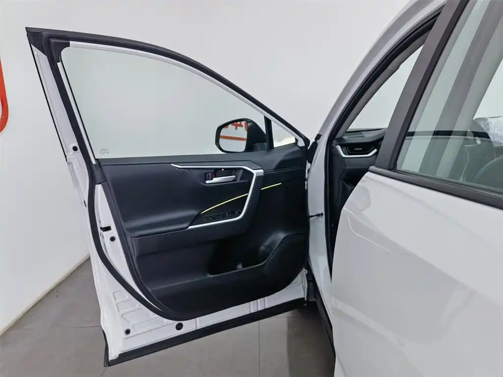 Wilanda 2023 Dual Engine 2.5L E-CVT Two-wheel Drive Luxury PLUS Edition купить на сайте DeffCars