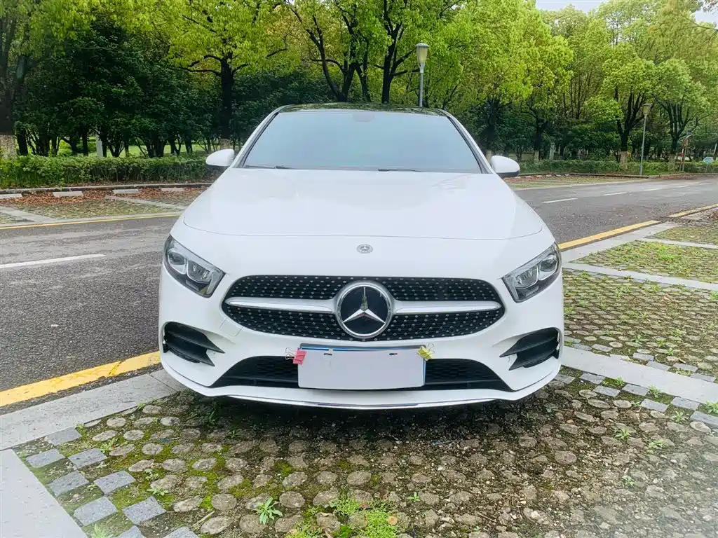 Mercedes-Benz A-Class 2020 A 200 L Sports Sedan купить на сайте DeffCars