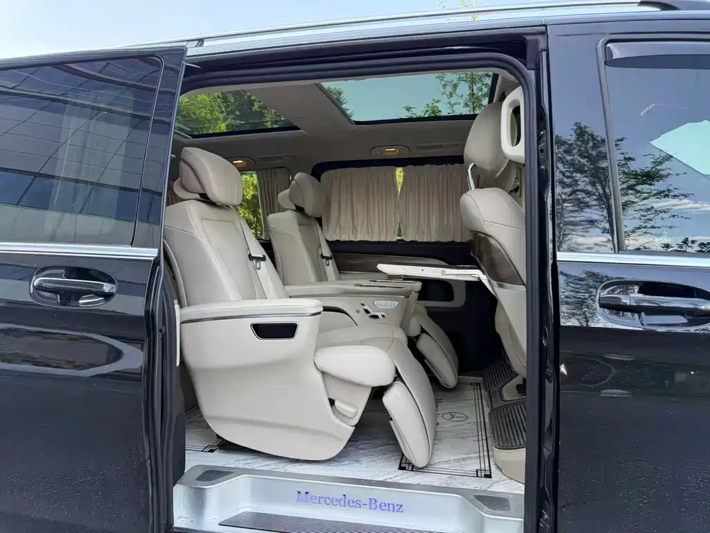 Mercedes-Benz V-Class 2022 V 260 Premium Edition купить на сайте DeffCars