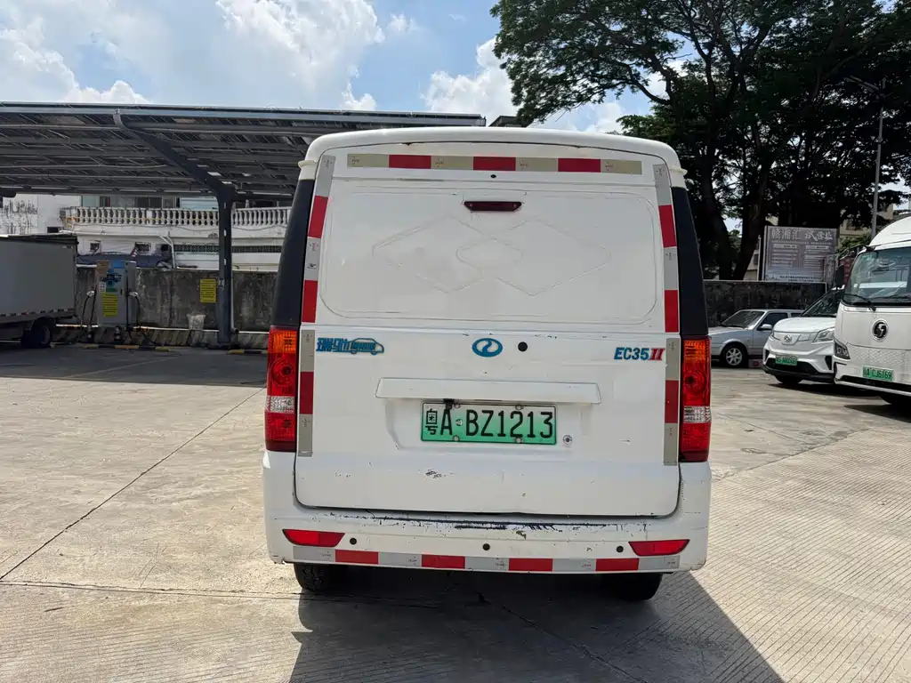 Ruichi EC35 2023 EC35V Standard 38.64 kWh купить на сайте DeffCars