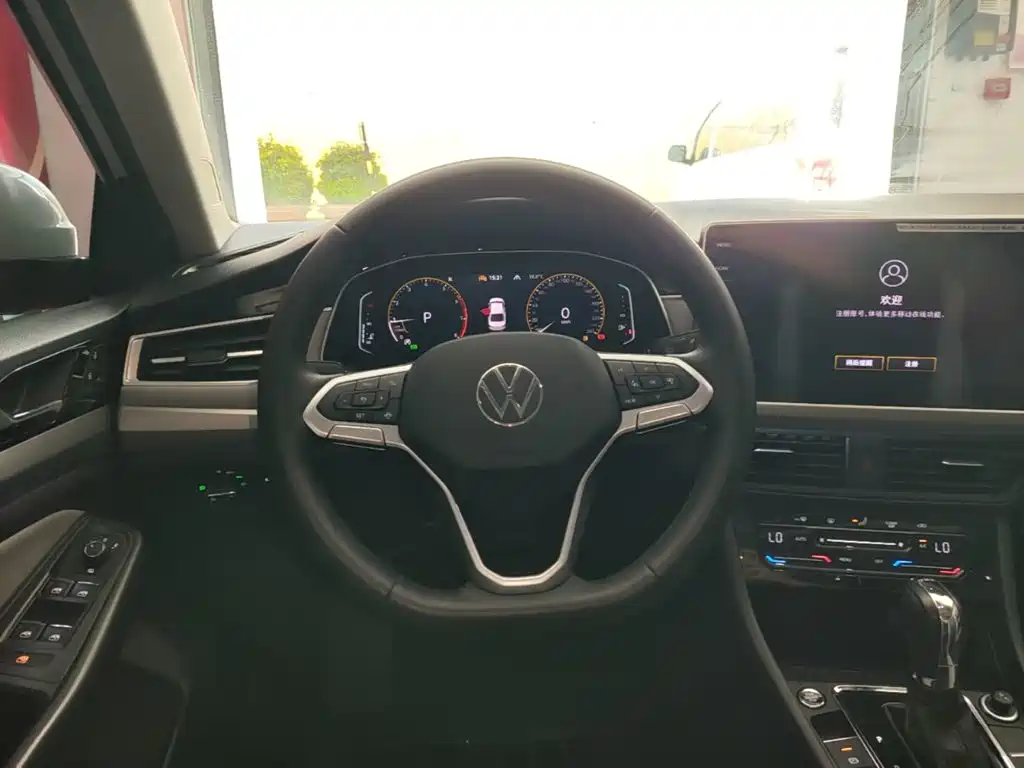 Bora 2023 300TSI DSG Premium Edition купить на сайте DeffCars