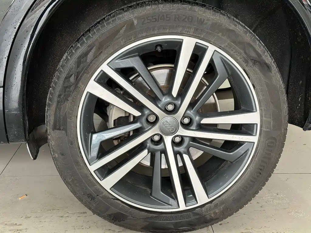 Audi Q5L 2020 40 TFSI Honorable and Enterprising купить на сайте DeffCars