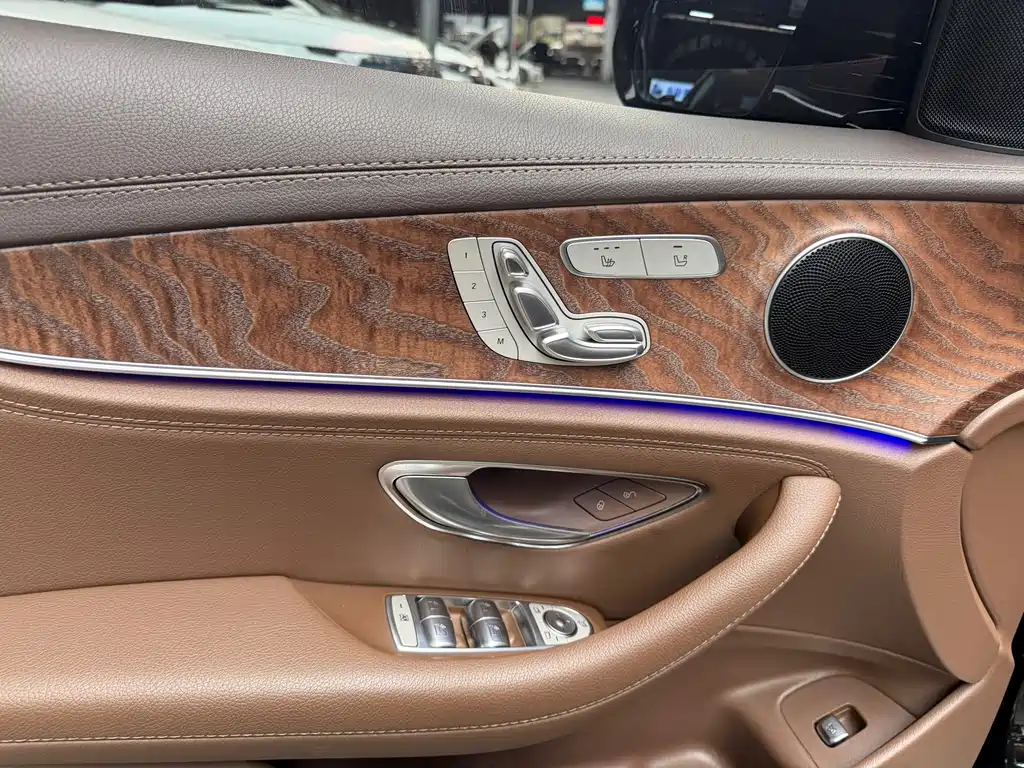 Mercedes-Benz E-Class 2023 facelift E 300 L fashionable model купить на сайте DeffCars