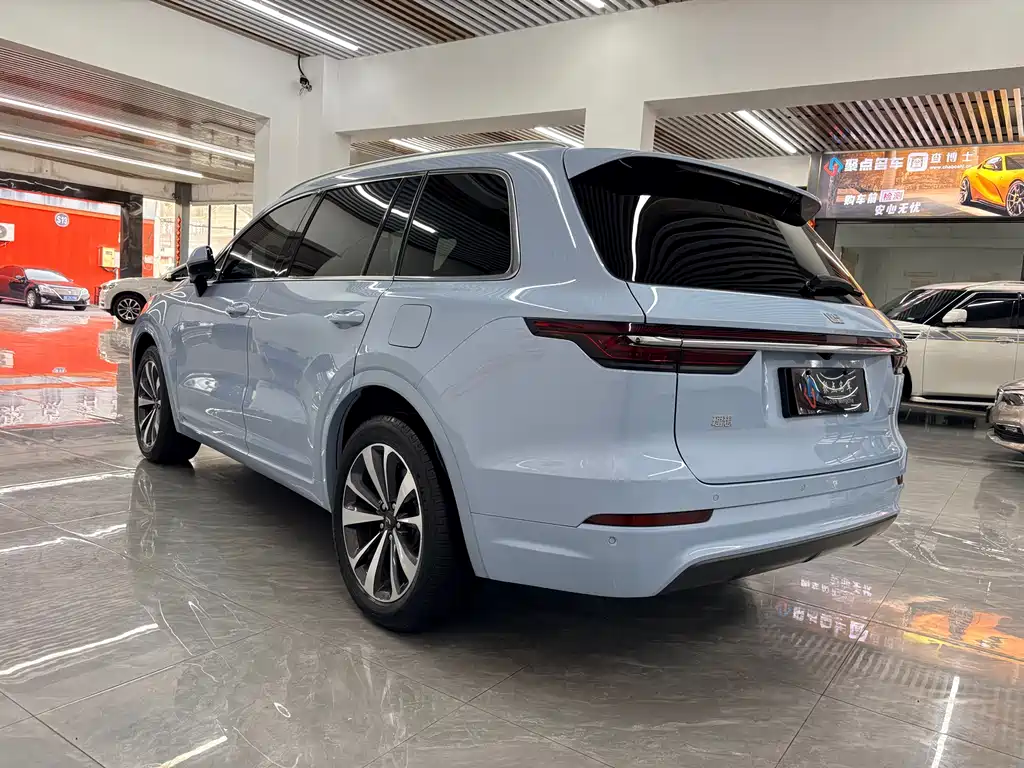 Ideal ONE 2021 extended range 6-seater version купить на сайте DeffCars