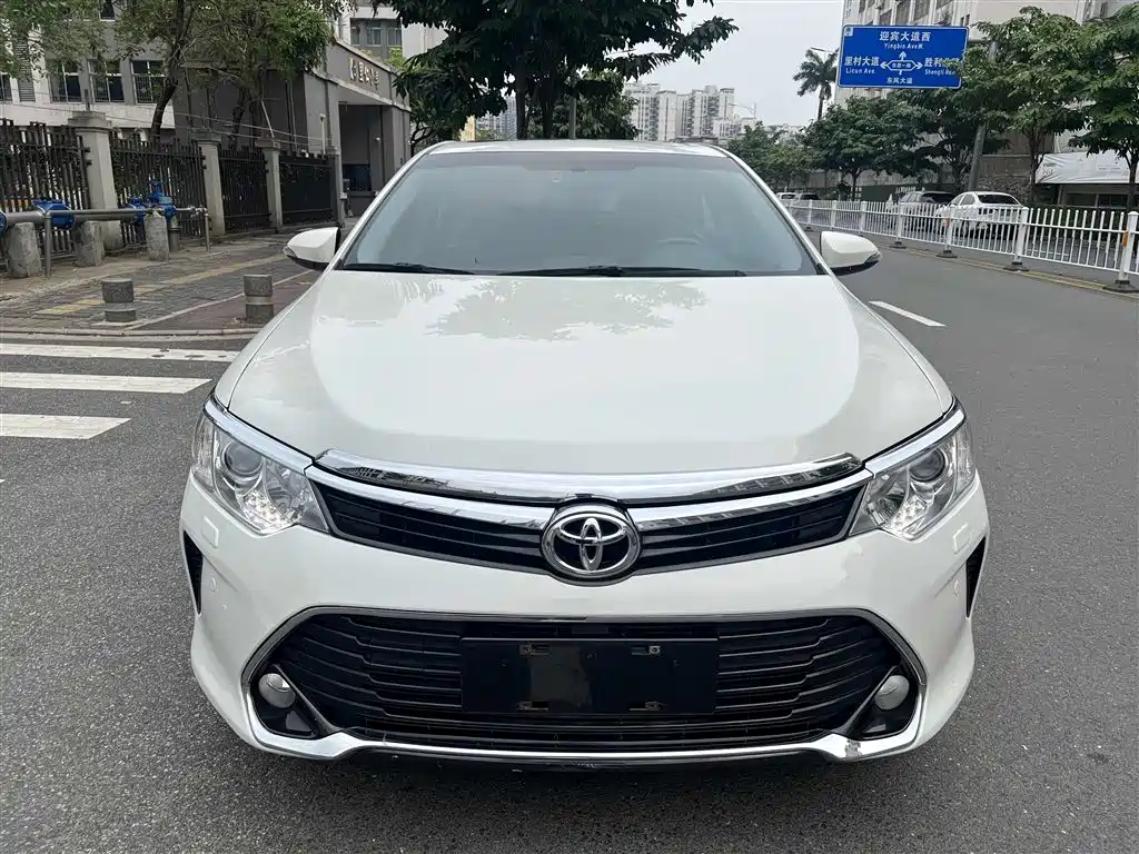 Camry 2016 2.5G 10th Anniversary Deluxe Navigation Edition купить на сайте DeffCars