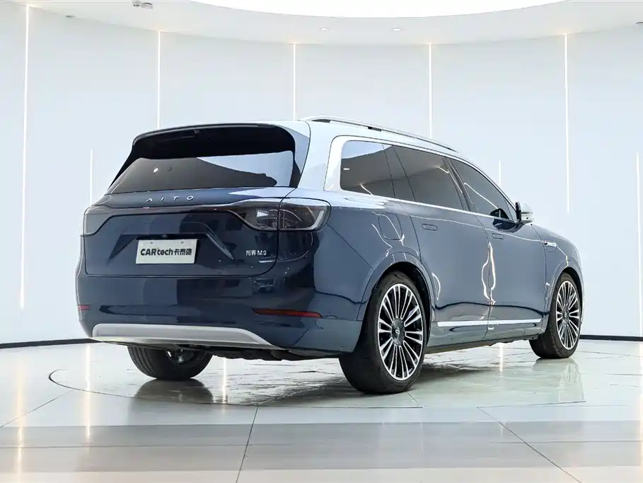 Wenjie M9 2024 extended range Ultra version 42kWh 6-seater version купить на сайте DeffCars