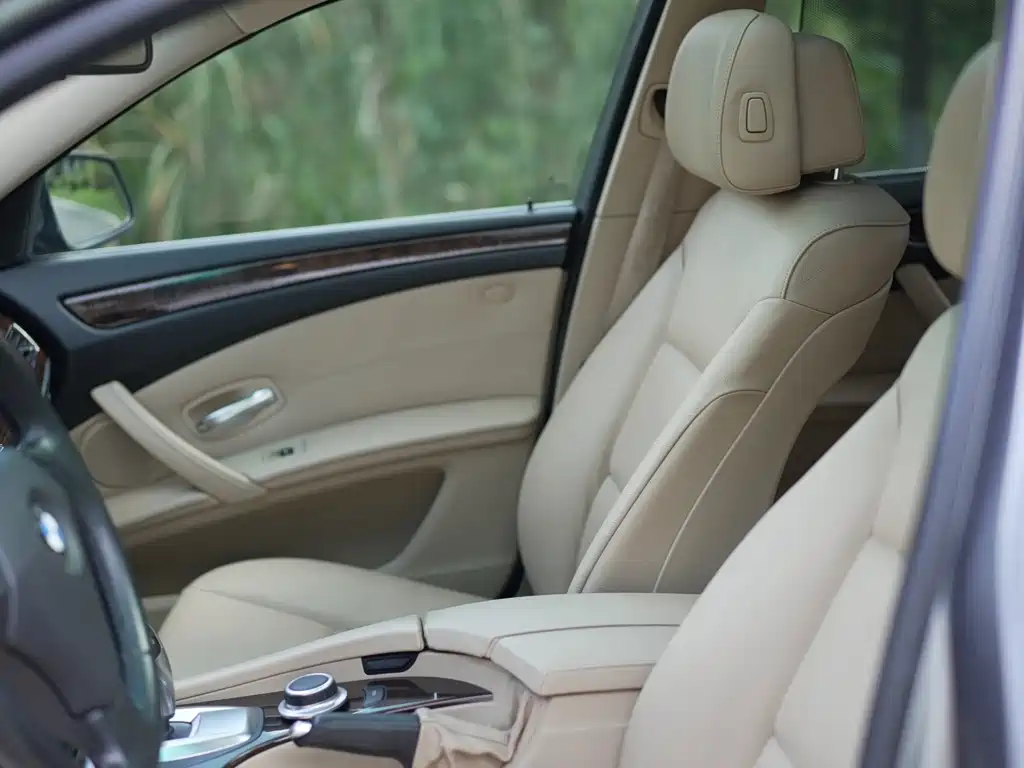 BMW 5 Series 2009 525Li Luxury Model купить на сайте DeffCars