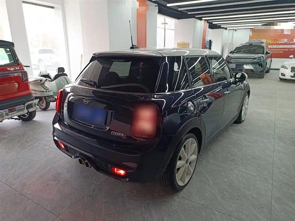MINI 2019 2.0T COOPER S Artist Five-door Edition купить на сайте DeffCars