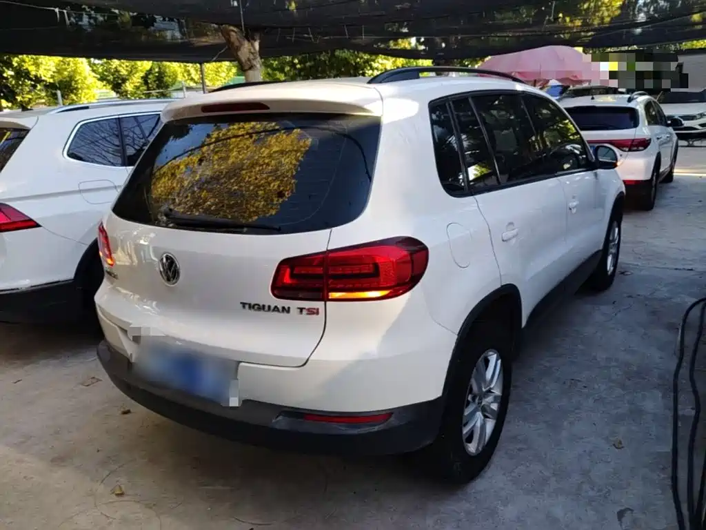 Tiguan 2015 1.8TSI automatic two-wheel drive fashion version купить на сайте DeffCars