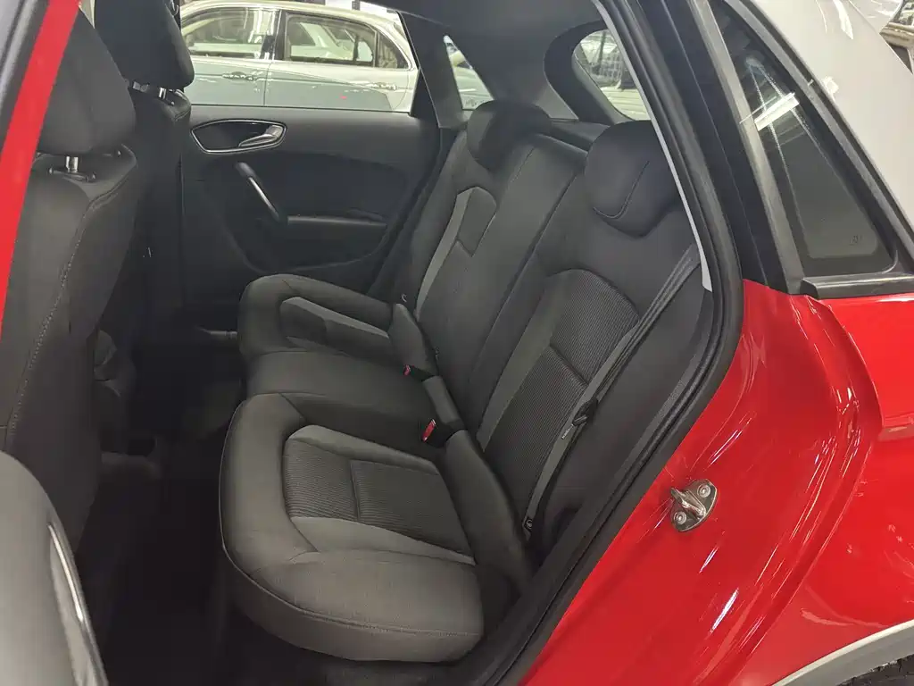 Audi A1 2016 30 TFSI Sportback Design Fashion Edition купить на сайте DeffCars