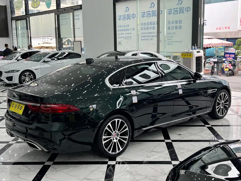Jaguar XFL 2024 2.0T P250 two-wheel drive exclusive luxury version купить на сайте DeffCars