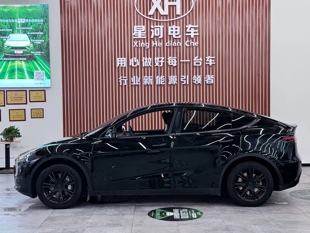 Model Y 2022 modified rear-wheel drive version купить на сайте DeffCars