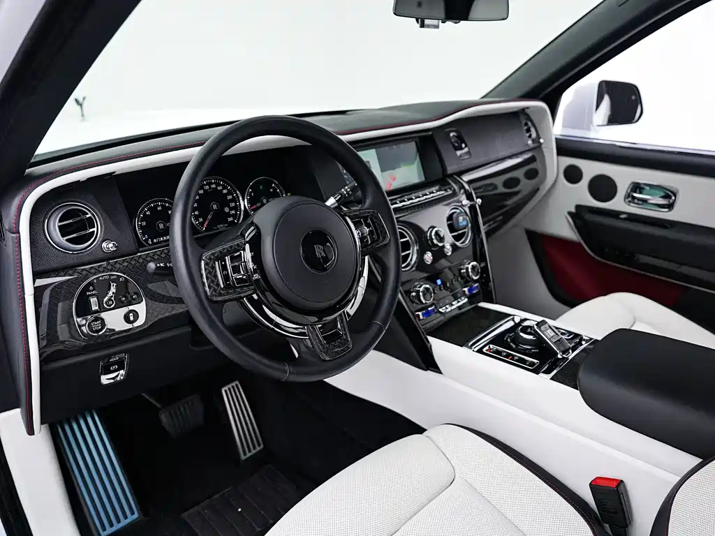 Cullinan 2020 Black Badge купить на сайте DeffCars