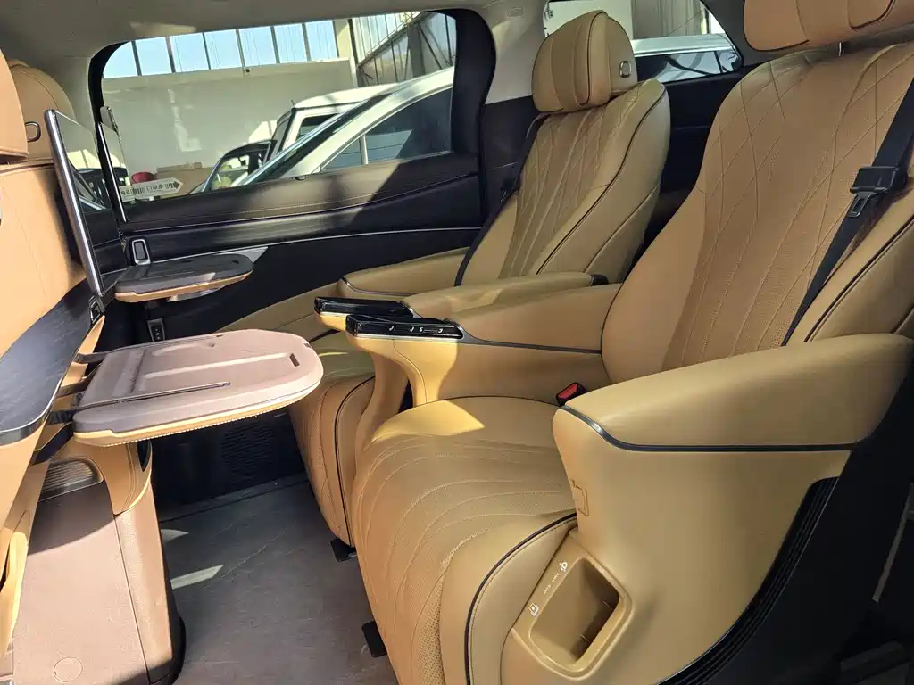 Denza D9 2024 DM-i 980 four-wheel drive flagship model купить на сайте DeffCars