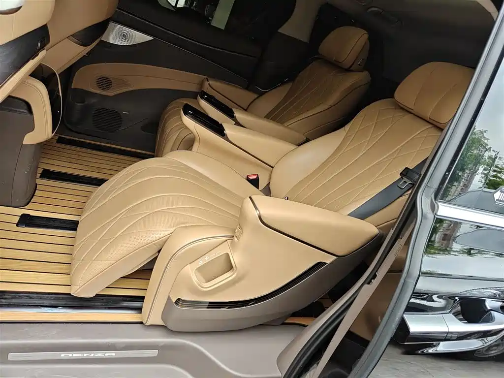Denza D9 2022 DM-i 1040 Premium Type купить на сайте DeffCars