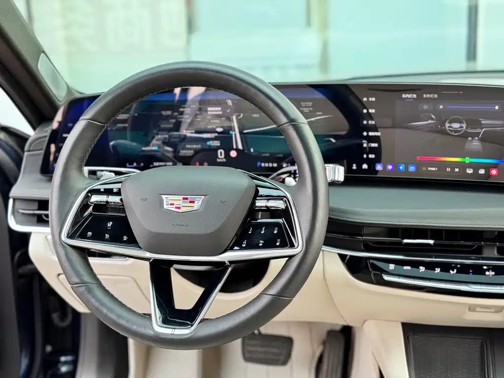 Cadillac CT6 2023 28T luxury model купить на сайте DeffCars