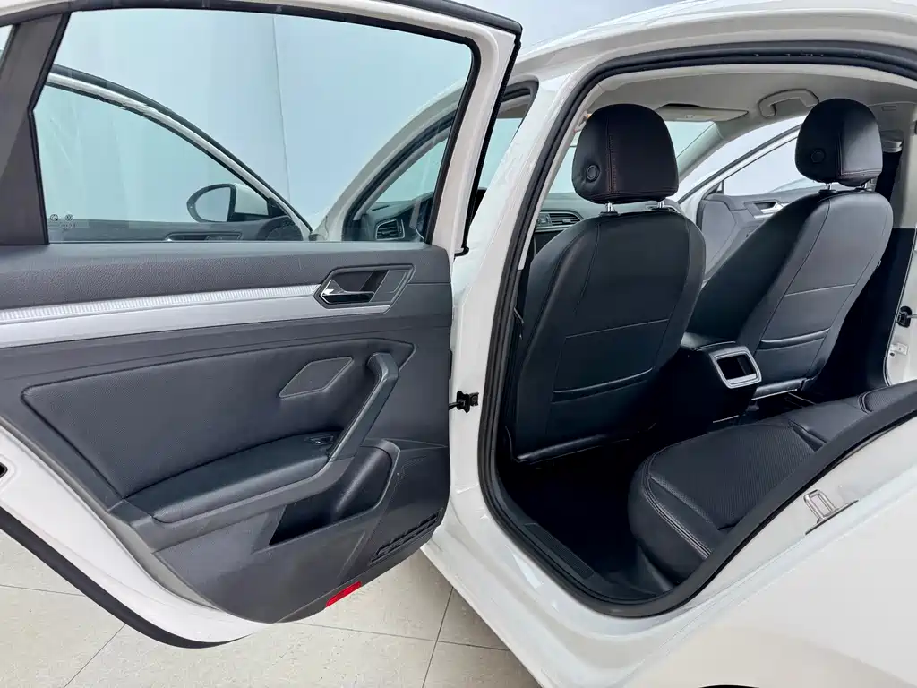 Lingdu 2018 230TSI DSG Fashion Edition купить на сайте DeffCars