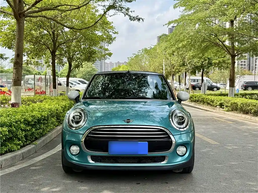 MINI 2019 1.5T COOPER CABRIO Classic купить на сайте DeffCars