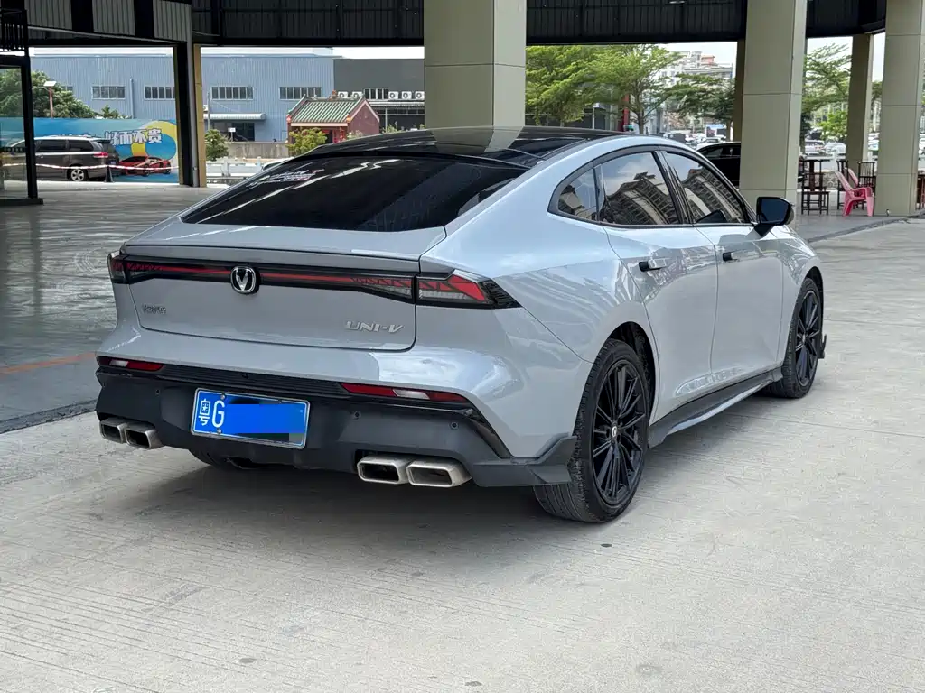 Changan UNI-V 2024 1.5T noble sports model купить на сайте DeffCars