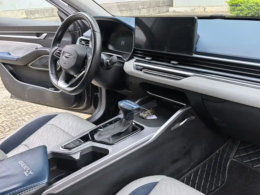 Emgrand 2022 4th generation 1.5L CVT flagship model купить на сайте DeffCars