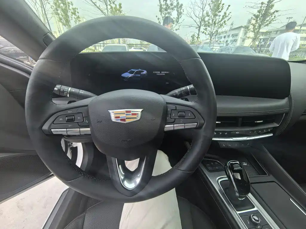 Cadillac CT5 2024 28T Luxury Pro купить на сайте DeffCars