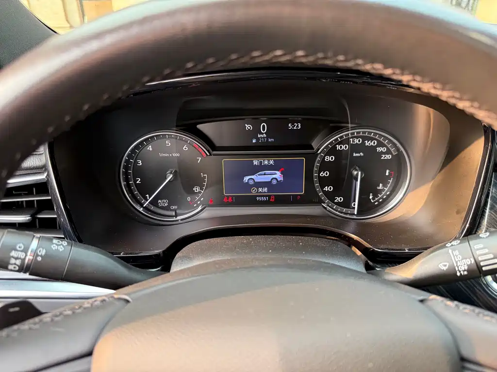 Cadillac XT6 2022 2.0T six-seat two-wheel drive luxury model купить на сайте DeffCars